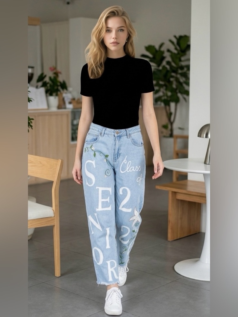 (Senior Class 2026) Hand Painted Good quality Denim, Size 11/30
Great Memory